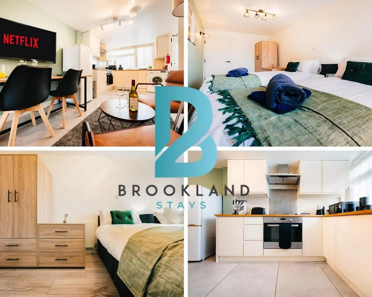 Studio Flat By Brookland Stays Serviced Accommodation Short Lets Harlington With Free Wifi Harmondsworth 0*,  Großbritannien